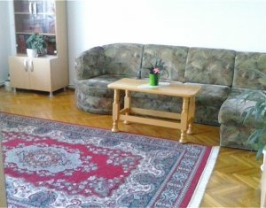 , 90m2 dans Cluj-napoca, zone Manastur