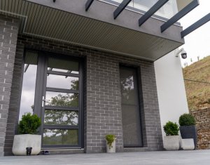 Maison 5 chambres à vendre dans Feleacu