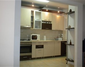 Appartement 3 chambres à louer dans Cluj-napoca, zone Marasti