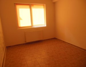 Bureau à louer dans Cluj-napoca, zone Floresti
