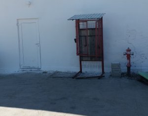 Espace Industriel à vendre dans Iclod