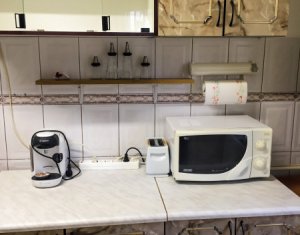 Appartement 3 chambres à louer dans Cluj-napoca, zone Marasti