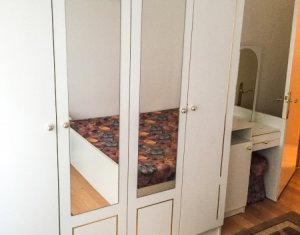 Appartement 3 chambres à louer dans Cluj-napoca, zone Marasti