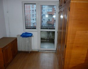 Appartement 3 chambres à louer dans Cluj-napoca, zone Gheorgheni