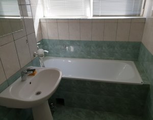 Appartement 3 chambres à louer dans Cluj-napoca, zone Zorilor