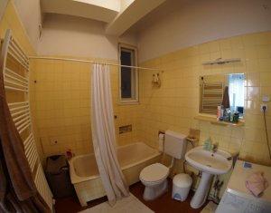 Lakás 4 szobák kiadó on Cluj-napoca, Zóna Centru