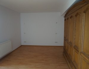Lakás 4 szobák kiadó on Cluj-napoca, Zóna Someseni
