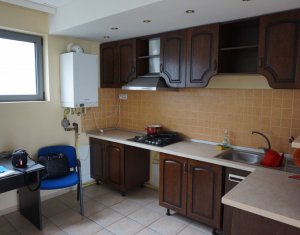 Lakás 4 szobák kiadó on Cluj-napoca, Zóna Someseni
