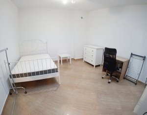Appartement 3 chambres à louer dans Cluj-napoca, zone Centru