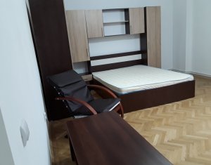 Lakás 3 szobák kiadó on Cluj-napoca, Zóna Centru