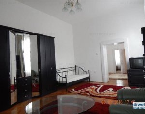 Appartement 3 chambres à louer dans Cluj-napoca, zone Centru