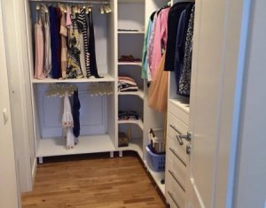 Appartement 3 chambres à louer dans Cluj-napoca, zone Marasti
