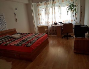 Appartement 4 chambres à louer dans Cluj-napoca, zone Gheorgheni