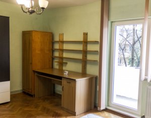 Appartement 3 chambres à louer dans Cluj-napoca, zone Marasti