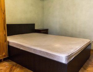 Appartement 3 chambres à louer dans Cluj-napoca, zone Marasti