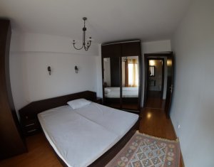 Appartement 3 chambres à louer dans Cluj-napoca, zone Plopilor