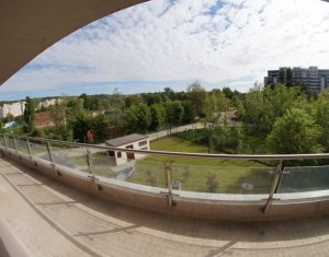 Appartement 3 chambres à louer dans Cluj-napoca, zone Plopilor