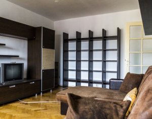 Appartement 3 chambres à louer dans Cluj-napoca, zone Marasti