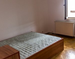 Appartement 3 chambres à louer dans Cluj-napoca, zone Marasti
