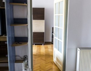 Appartement 3 chambres à louer dans Cluj-napoca, zone Marasti