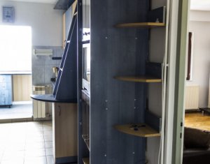 Appartement 3 chambres à louer dans Cluj-napoca, zone Marasti
