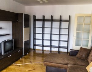 Appartement 3 chambres à louer dans Cluj-napoca, zone Marasti