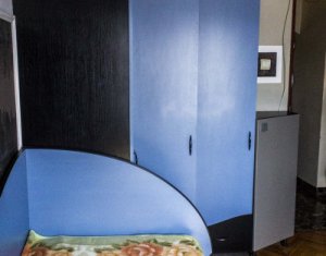 Appartement 3 chambres à louer dans Cluj-napoca, zone Marasti