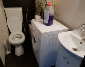 Appartement 3 chambres à louer dans Cluj-napoca, zone Centru