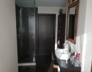 Appartement 3 chambres à louer dans Cluj-napoca, zone Centru