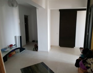 Appartement 3 chambres à louer dans Cluj-napoca, zone Centru
