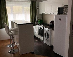 Appartement 3 chambres à louer dans Cluj-napoca, zone Zorilor