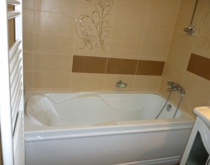 Appartement 3 chambres à louer dans Cluj-napoca, zone Marasti