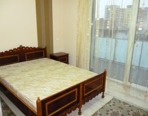 Appartement 3 chambres à louer dans Cluj-napoca, zone Marasti