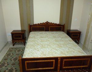 Appartement 3 chambres à louer dans Cluj-napoca, zone Marasti