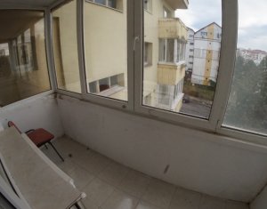 Appartement 3 chambres à louer dans Cluj-napoca, zone Zorilor