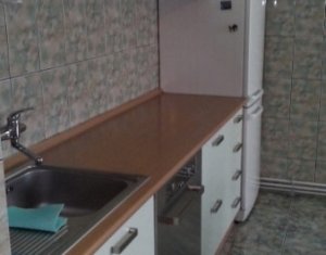 Appartement 3 chambres à louer dans Cluj-napoca, zone Centru