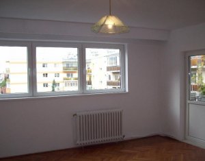 Lakás 3 szobák kiadó on Cluj-napoca, Zóna Grigorescu