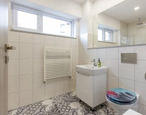 Appartement 3 chambres à louer dans Cluj-napoca, zone Marasti
