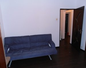 Appartement 3 chambres à louer dans Cluj-napoca, zone Marasti
