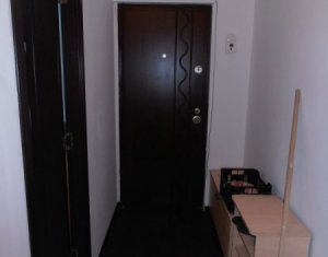Appartement 3 chambres à louer dans Cluj-napoca, zone Marasti