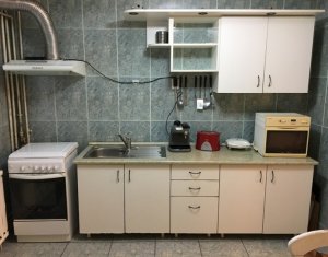, 95m2 dans Cluj-napoca, zone Manastur