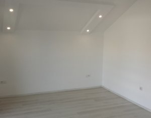 Maison 4 chambres à louer dans Cluj-napoca, zone Europa