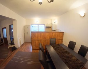 Maison 5 chambres à louer dans Cluj-napoca, zone Zorilor
