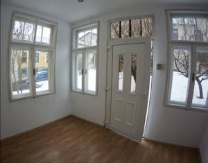 Ház 2 szobák kiadó on Cluj-napoca, Zóna Centru