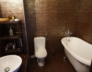 Appartement 3 chambres à vendre dans Cluj-napoca, zone Marasti