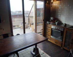 Appartement 3 chambres à vendre dans Cluj-napoca, zone Marasti