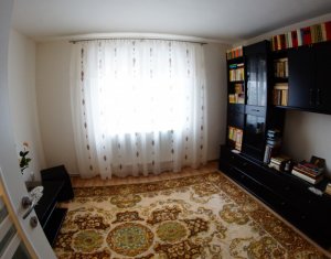 Maison 8 chambres à vendre dans Cluj-napoca, zone Someseni