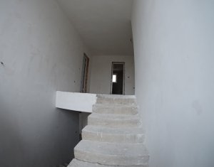 Maison 5 chambres à vendre dans Apahida