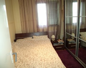 Appartement 3 chambres à vendre dans Cluj-napoca, zone Manastur