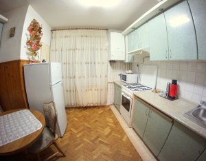 Lakás 3 szobák kiadó on Cluj-napoca, Zóna Plopilor